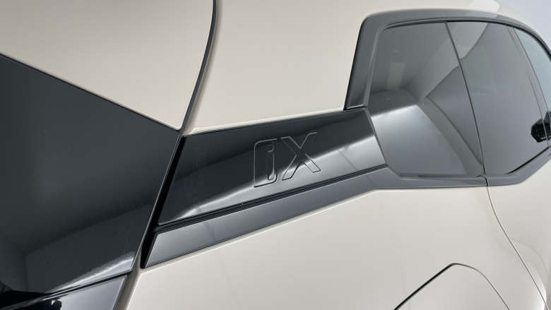 BMW iX 300kW xDr45 M Sport 101kWh 5dr Auto [Tech/Sky/Pro] Electric Estate